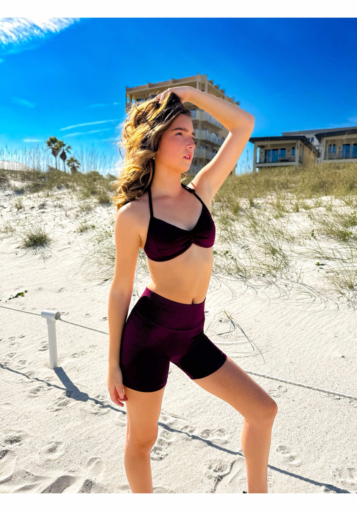 Beachside Burn in VoyJoy 💫 Stepping into the sunshine in my new @voyjoy_official active set — truly the ultimate “gym-to-beach” outfit. The fabric is super smooth, supportive, and moves with you whether you’re lifting, stretching, or catching a coastal breeze. 🌊✨ I’m obsessed with how this set holds its shape, gives that sleek sculpted look, and still feels comfy enough for an all-day adventure. From sandy cardio moments to indoor workouts, this is officially my new go-to. 💪🏼💜 🔗 https://tr.ee/2GusKmPkPg #VoyJoy #ActivewearStyle #BeachWorkout #FitnessFashion #GymToBeach