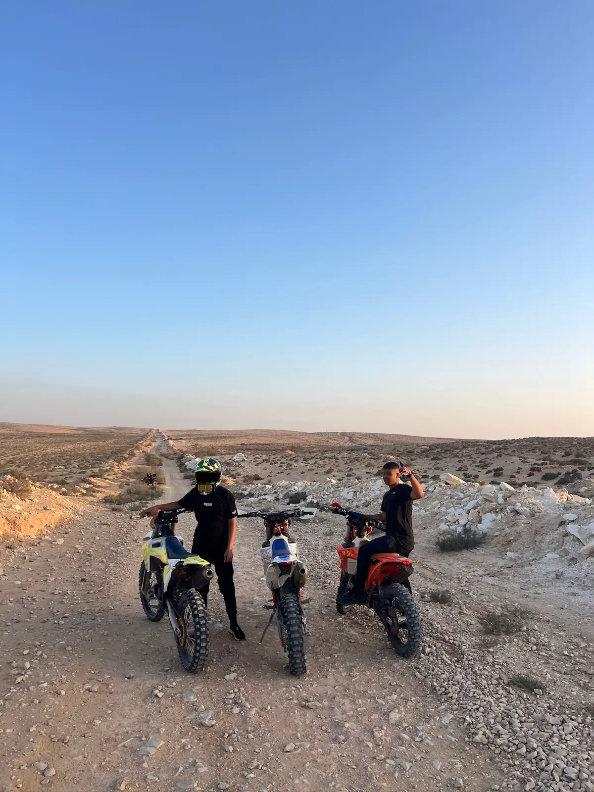 #العزازمه_فخامه_ليس_عنصريه🕊🌹ء 