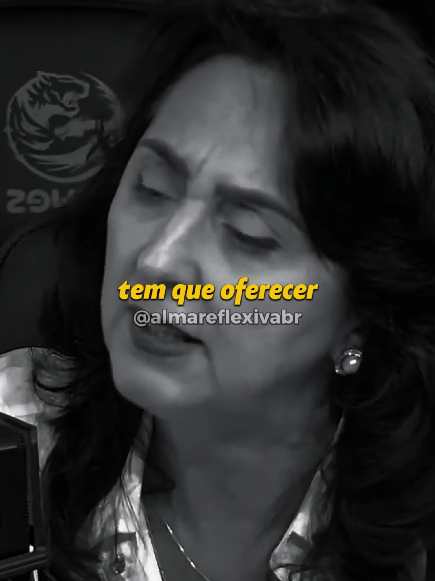 “Tem gente que você tem que oferecer o seu nada.” - Siria Mohamed . . . #indiferença #importancia #briga #reflexão