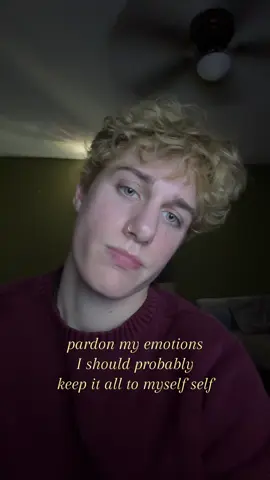 I’ve been listening to Clairo since 2019 HUSH