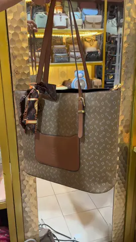 Dulu mikir tas begini pasti mahal eh ternyata tas ini bikin kantong aman  #tasselempangwanita #shoulderbagwanita #taswanitaelegan #bismillahfyp  