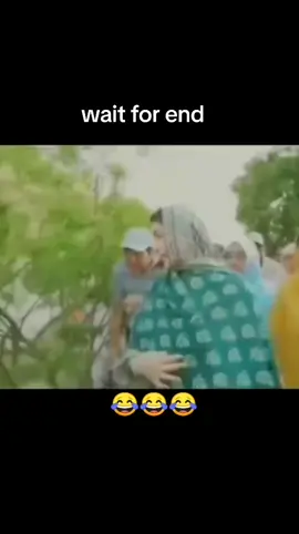 مجھے لگتا ہے یہ تو یا تو دماغ سے پاگل ہے یا پیدل ہے اب اپ کمنٹس میں بتائیں