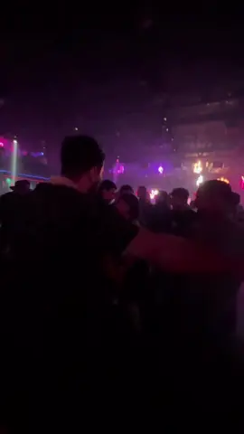 منو يعرف هاذه مكان وين  ؟#كراتوس #اربيل_العراق_كوردستان #ملاهي_بغداد_اربيل_سليمانيه #ديسكو #قاعت_ميريت_كرادوس 