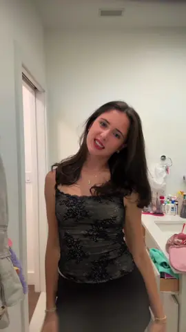 Cleanest transition of my whole life #trending #fyp #viral #transition 