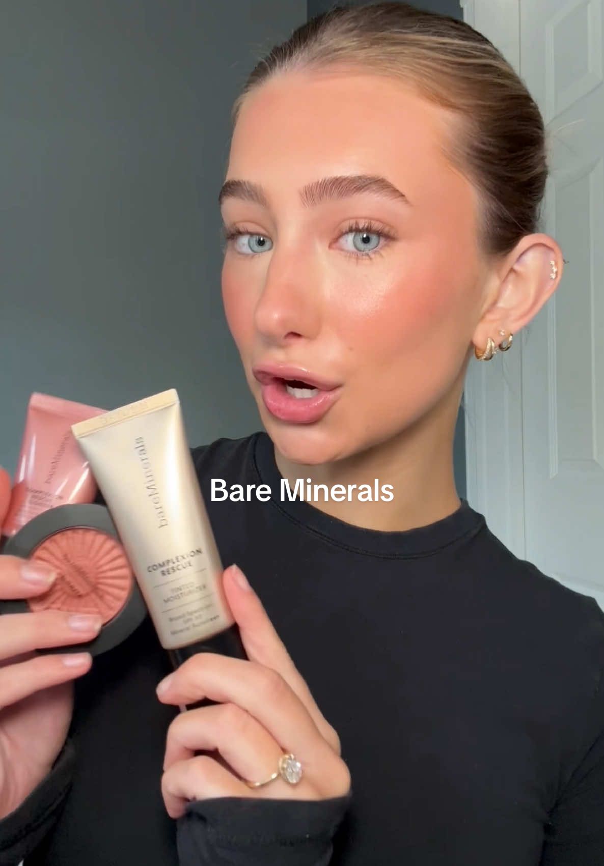 Cyber Monday means it’s time to re-stock on some of your fav @bareMinerals products!! #baremineralspartner #ad 
