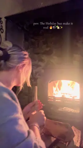 Just lighting fires and trying to have my main character moment 🤭 #TheHoliday #cosyseason #peakdistrict 