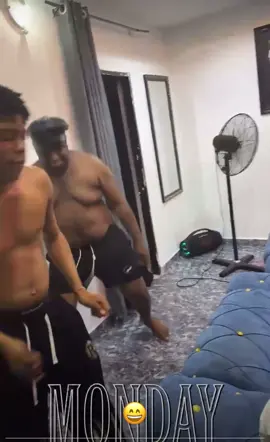 #fyp #😂😂😂😂😂 bigger 🪵🌓happy mood 😂😂😂😂😂