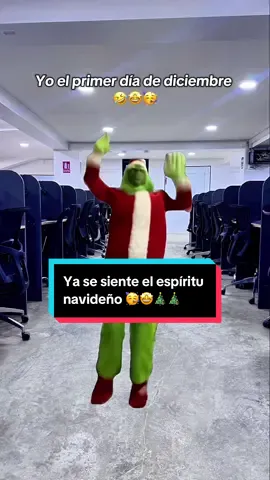 Ya se siente el espíritu navideño 🤩🥳🎄 #worklife #viral #fyp #merrychristmas #navidad 
