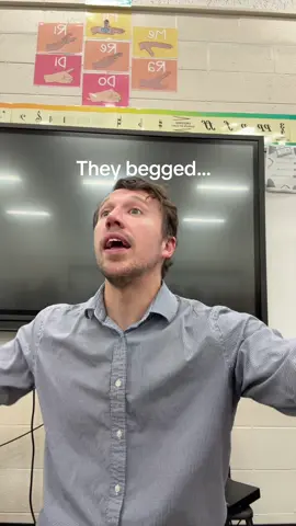 Because trends! #chorusteacher #curwenhandsigns #solfege #carolofthebells #67 