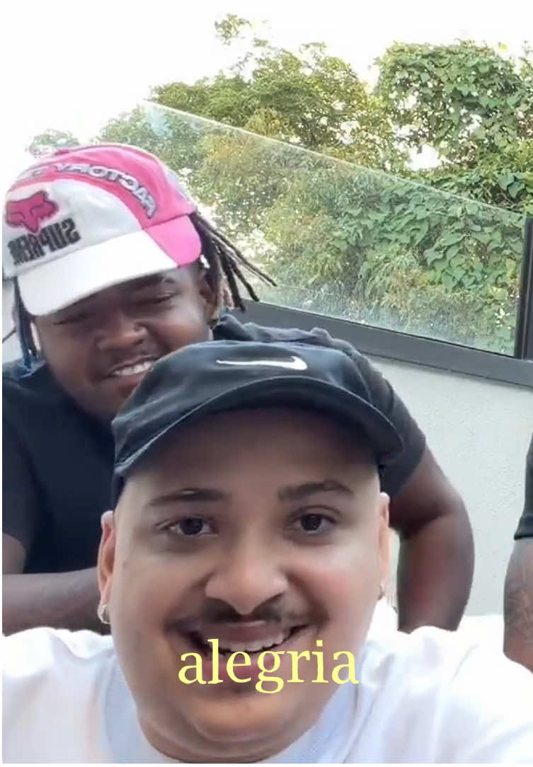 Mostrar meu som pros cara que é referência do trap nacional foi com certeza muito importante, Deus abençoe. 