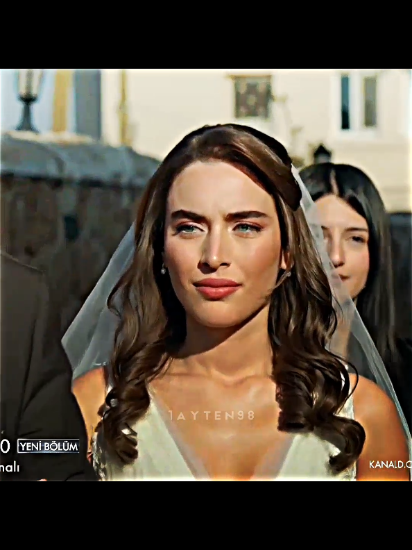 كايا وايبيك اتزوجوا وزيرين سافرت😔💔.  #uzakşehir #المدينة_البعيدة #مسلسلات_تركية #fyp #explore 