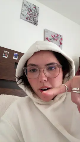 los tres andamos valiendo DOCTOR NOS PODEMOS MORIR POR ALERGIA DE GATOS? 