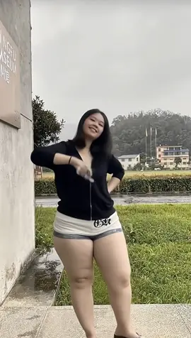 #OOTD #ootdfashion #ootdinspiration #viewsproblem 