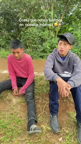 #Infancia #pobreza #recuerdosdesbloqueados #seguidores #parati @DarwinH  Comenten y Compartan si les trae recuerdos 🥺🥲 Síganos porfa 