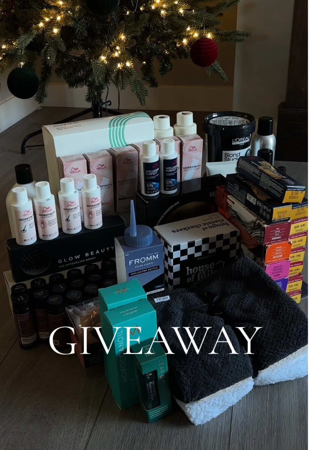 MY BIGGEST HAIRSTYLIST GIVEAWAY YET! I want to treat a beauty professional to a Christmas Gift!  To enter you must be following me on here and IG, like this video, and comment how long you’ve been doing hair and where you are based in. (must be a hairstylist or in beauty school to enter) Worth around $1500 you’ll get an @L’Oréal Professionnel Airlight Pro and Blond Studio 9, @Redken shades EQ colors, processing solution, Flash Lift and styling products, @nutrafol Hair Growth Pack and shampoo and conditioner, @Fromm Pro tools, @house of foils foils and foiling board, @Pureology hair oil, @Leaf & Flower flyaway stick, @Glow Beauty Hair detangling brush and round brush, @Bumble and bumble. Heat Protectant, @Moroccanoil Treatment and oil, @Wella Professionals ShineFinity colors, color touch, and Koleston Perfect, and @Pulp Riot Hair Fashion Color! Good luck! Giveaway ends 12/9/25. 