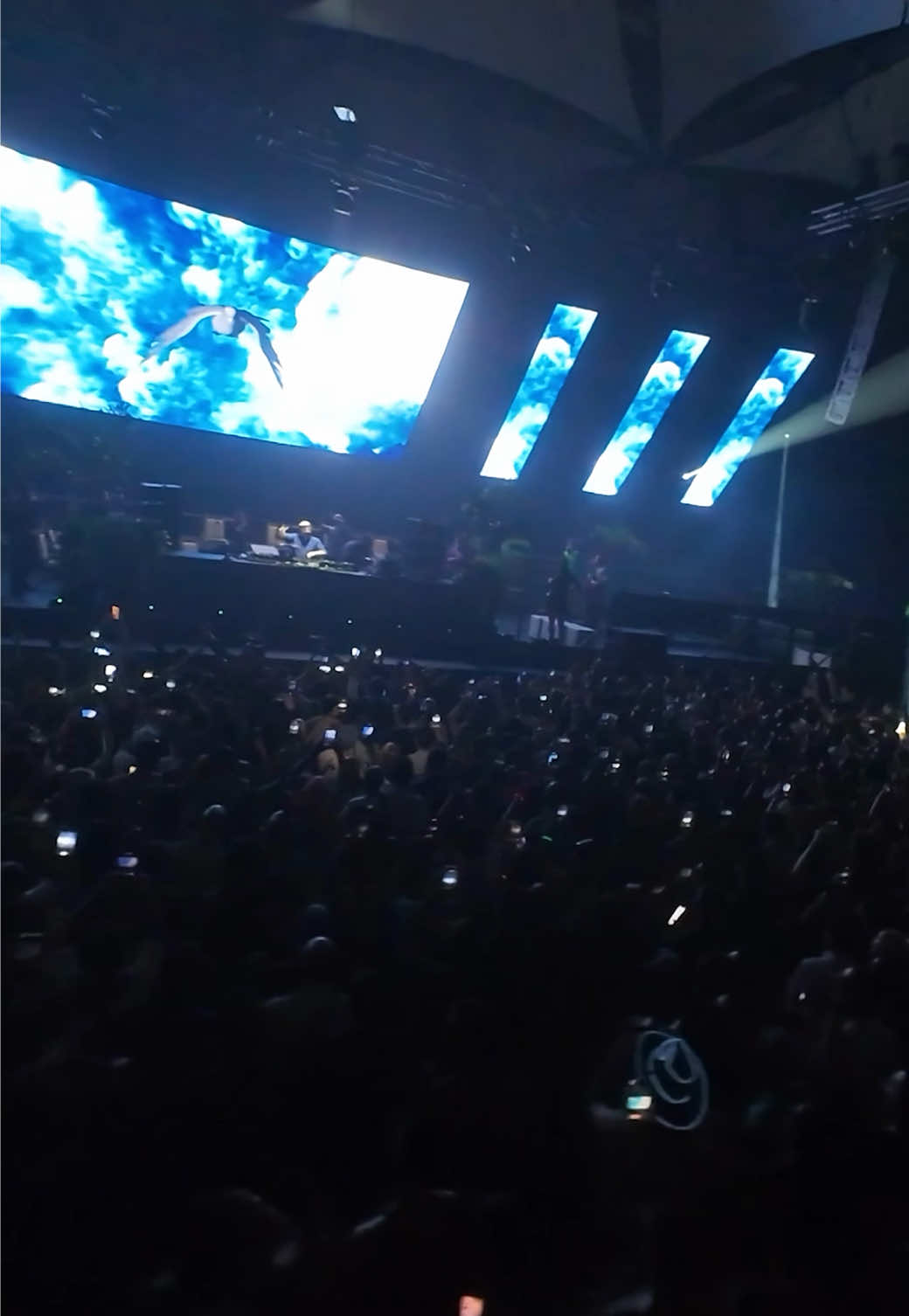 Música electrónica, fe y una noche cargada de emociones y de belleza. 30.NOV.2025 📍Centro de Convenciones  San José, Costa Rica. TRACK ID: Protégeme Señor @El Obama Carlos Anderson  Padre Guilherme ft. @KYD3N  #electronicmusic #music #costarica #puravida #dj 