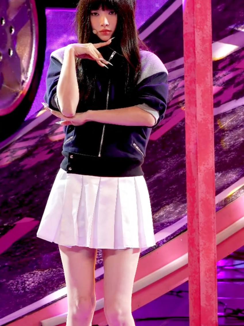 NOT CUTE ANYMORE - ILLIT YUNAH | Fancam 251130 #Yunah #ILLIT #NotCuteAnymore 