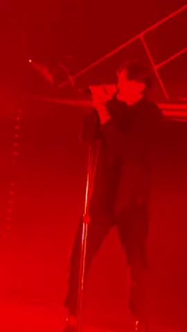 The drain ~Brussels 01/12/2025#noahsebastian #badomens #nickfolio #badomenscult 