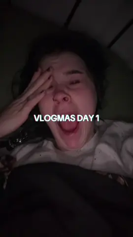 HAPPY VLOGMAS AND MOVING WEEK!!! #mysteryjewlerygirl #Vlog #Vlogmas #spendthedaywithme #moving 