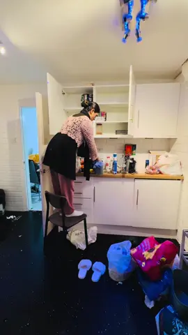 Moving home third time : Day 2 vlog Let’s declutter and organise  #CleanTok #fyp 