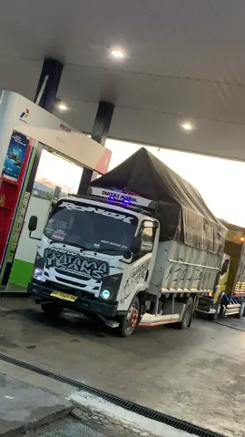 #newpratamatrans #gabutberkedoksupir #sopirboy #sragen24jam #fypシ゚viral🖤tiktok 