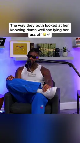 She couldn’t even say it with a straight face 😭 #bluefacebaby #blueface #steiny #nelkboys 