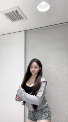 我要買新衣服了#台中 #fyp 