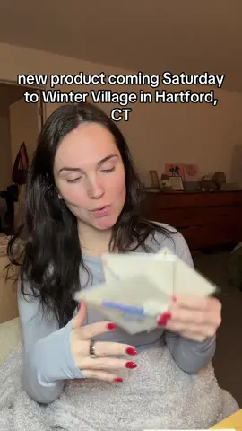 New product I’m bringing this Saturday to the winter village on Pratt street!!! DIY watercolor kits !!! 