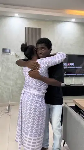 calme toi maman et va le regretter de t'avoir giflé 😂#@CHRIST VITAL 