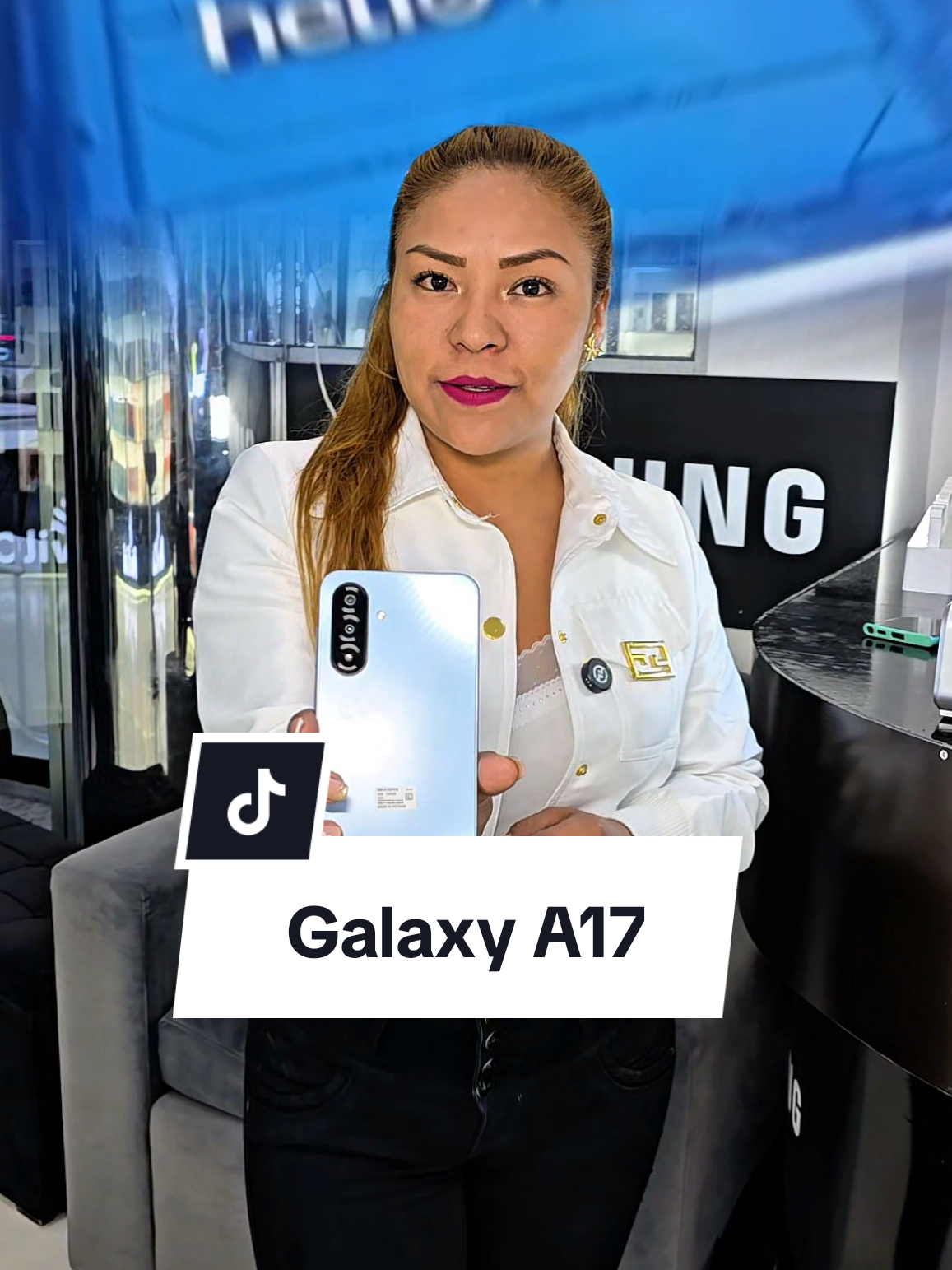El A17 tuvo una bajada de precio espectalular🤩 además que por la compra te ganas un vale de 200bs en el Hipermaxi🤩😱 📲Para mas información comunícate al: 71809758- 67472807 76440367- 64497761 #samsunga17 #galaxya17 #boliviacelulares #cochabambabolivia #boliviafyp 