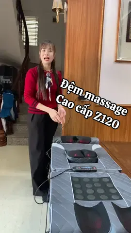 Bác nào đang gặp tình trạng đau mỏi lưng của vai gáy thì nên tham khảo ngay em đệm massage cao cấp Z120 này nha #demmassage #ghemassage #120 #maymassage #covaigay 