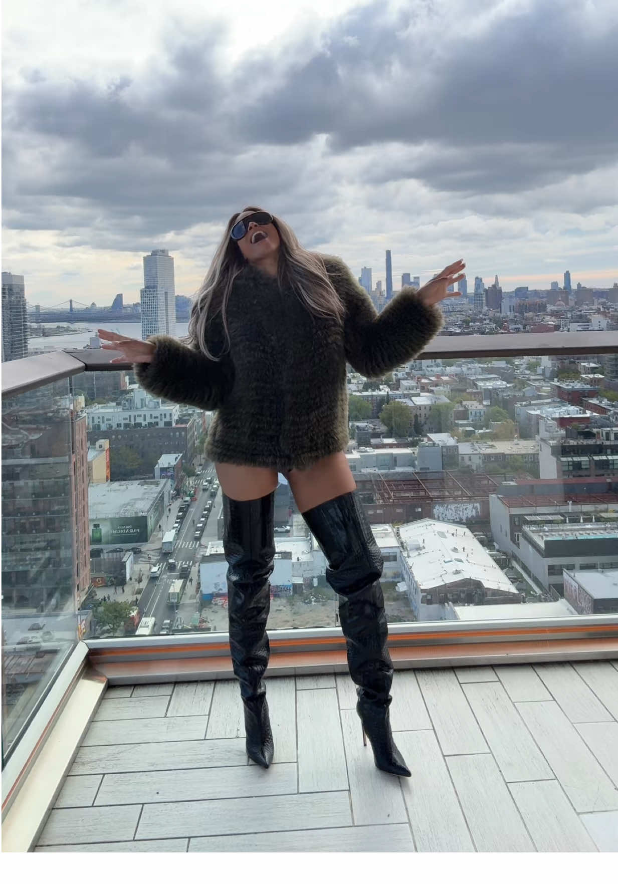 Carefree energy always✌🏽