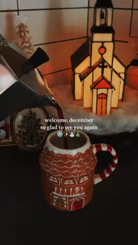 Happy December! ☃️ We woke up to the first snow of the season this morning and it feels like the absolute perfect way to welcome in the new holiday vibes now that Thanksgiving has passed and December is here! 🥰❄️✨ We still have to get our tree soon since we do a real tree each year, but I was excited to get the rest of our decor up and it made for the coziest, snowy morning! 🥰❄️🌨️ Do you have your Christmas decor up yet?!  #christmastime #decembermood #firstsnow #cozychristmas #cozylittlechristmas 