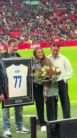 Celebrating @Fran Kirby ❤️🤝 Legend of a player. Congratulations on a hugely successful international career Fran! #frankirby #Lionesses #england #englandfootball #WomensFootball 