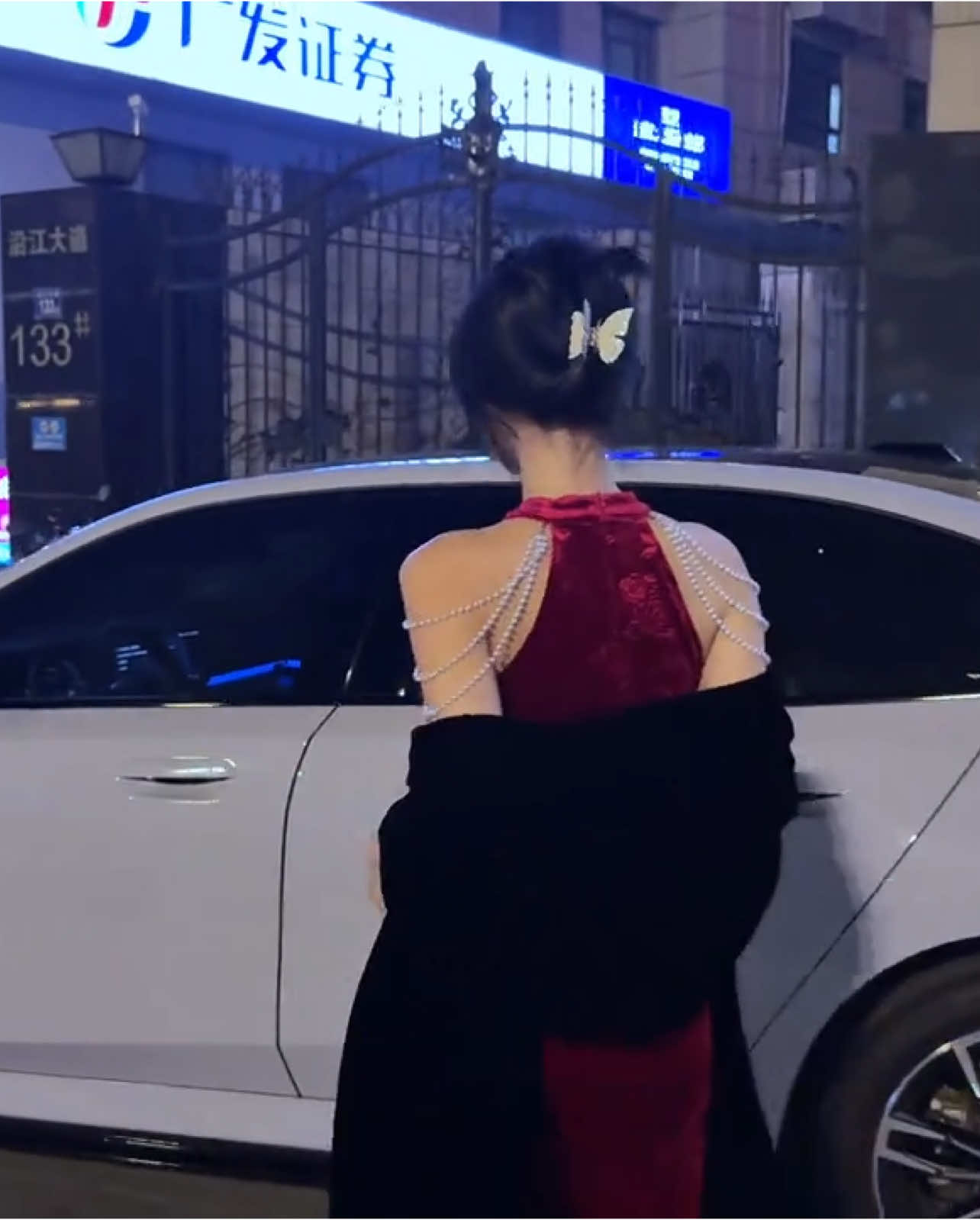 Bmw#xesang #xehoi #xeyeu #gaixinh #bmw 