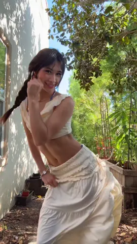 cait dancing attempt