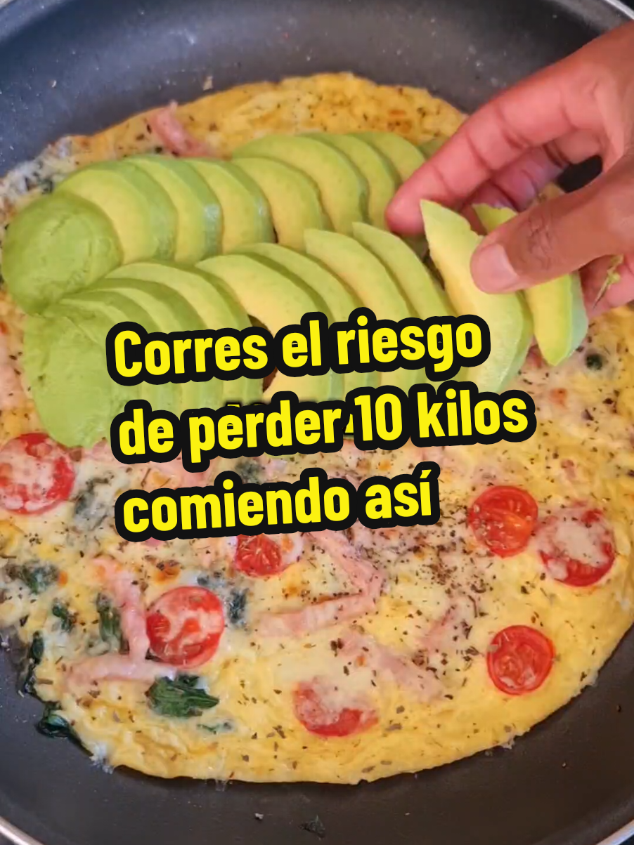 Encuentra más de 500 recetas saludables para el desayuno, almuerzo, cena, postre, bebidas y snacks entrando al enlace de mi perfil 🥗 #recetassaludables #recetasfaciles #dietaketo #alimentacionsaludable #bajardepeso 