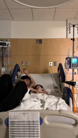 Papá está aqui, todo estará bien ❤️