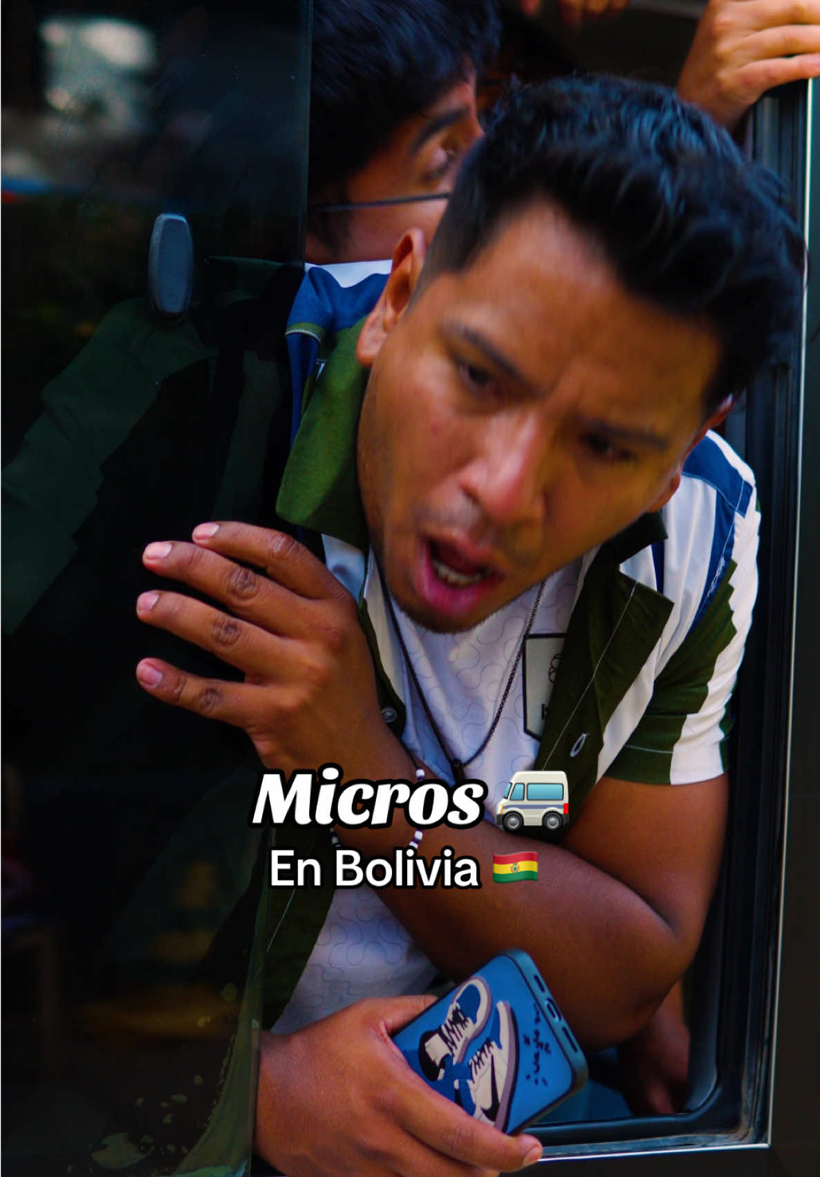 Micros en el resto del mundo vs en Bolivia 😂❤️ #humor #comedia #bolivia #taxista #bus 