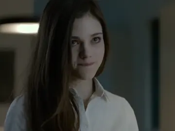 my fav man eater #lookaway #indiaeisley #girlblog 