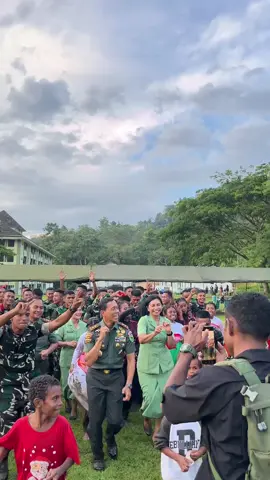 mohon ijin bapak pangdam  KASUARI #kodamkasuaripapuabarat #karnavalnatal 