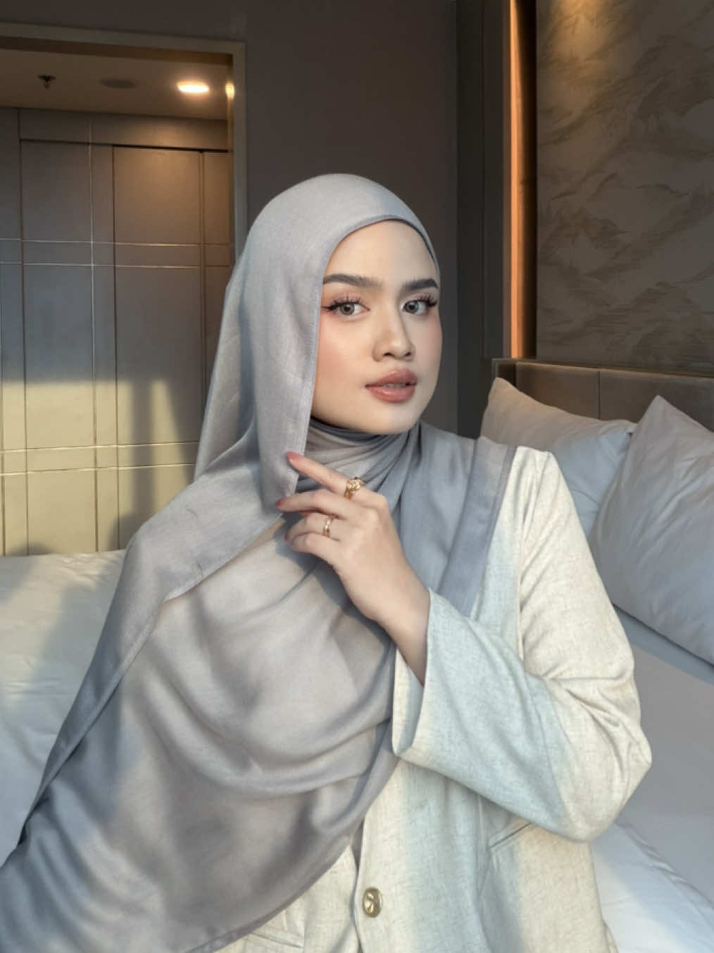 rekomendasi warna Hijab yang bisa masuk di selaga ootd kamu nihh😋😚
