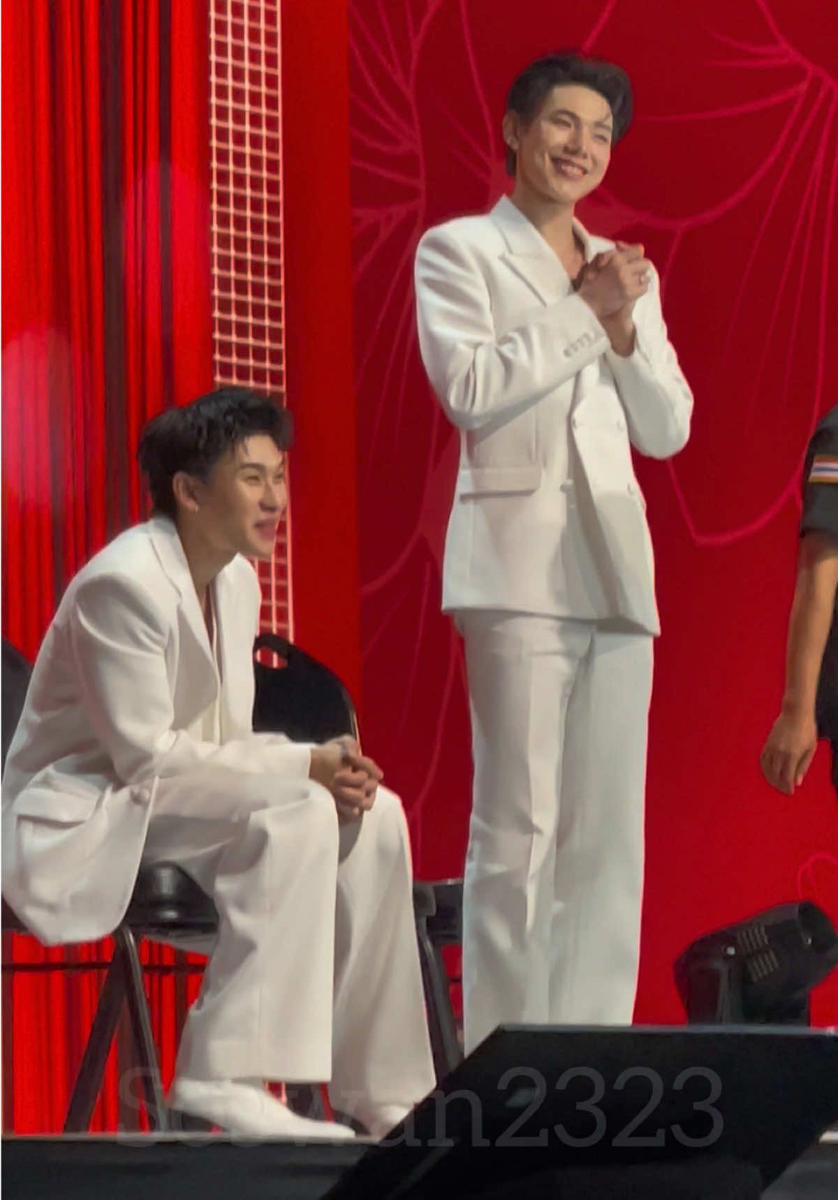 คนที่ทำงานเสร็จก่อนเวลาที่ตั้งไว้ มีความสุขกันสุดๆๆ 5555 ถ่าย 2:1 พันกว่าคนเสร็จก่อนเวลาเลยค้าบ มีความสุขสุดๆๆ 🤗🤭  เก่งมากค้าบ👍👍 #daouoffroad #ต้าห์อู๋ออฟโรด #เกมรักลวงตอนจบ #ต้าห์อู๋ #ออฟโรด 