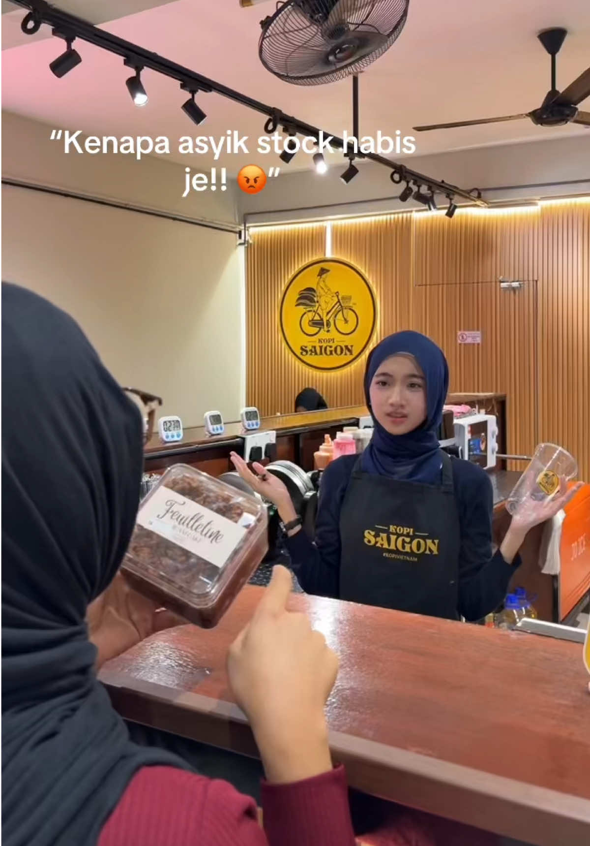 POV bila customer komplen “KENAPA STOK ASYIK HABIS JE 😡 “ #kopisaigon #kopisaigonsungaipetani #kopisaigonbaling #tiadaharitanpakopi #pov 