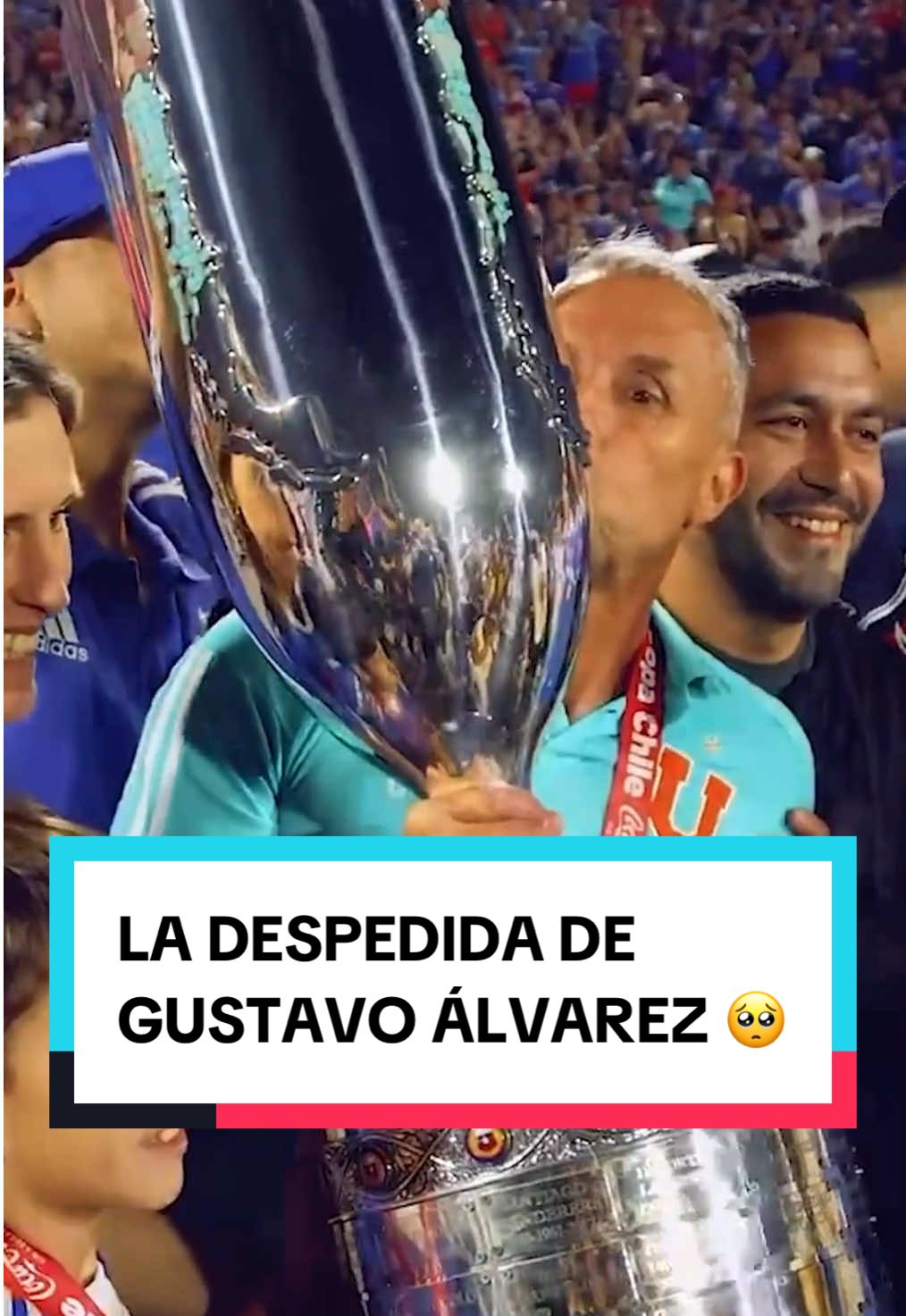 Gustavo Álvarez: El DT que devolvió la ilusión a la U 🔵🔴 #udechile #vamoslau #romanticoviajero #universidaddechile #losdeabajo 