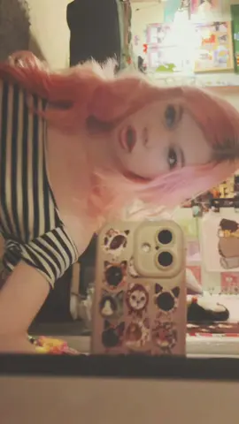 heh hi guys 🦄💕 #pinkhair #aesthetic #makeup #fyp #fypシ 