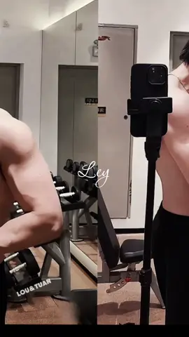 Pagi pagi mamam bakso urat.. Nyammmm nyumiiiii ughh ughhh 🤣🤭🫦🤌🏿🤏🏿🫵🏿 #maxiaoyu🌻🌻 #马小宇 #maxiaoyu #fypシ゚ #fyppppppppppppppppppppppp 