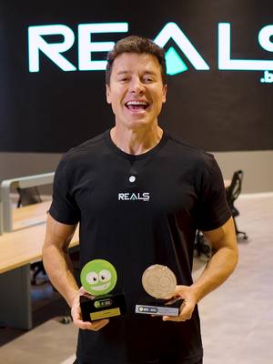 Conheça a Reals a casa do Faro!