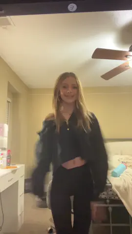 yessss more cheer #dance #fyp #prettygirl #viral #lululemonnnnblonde 