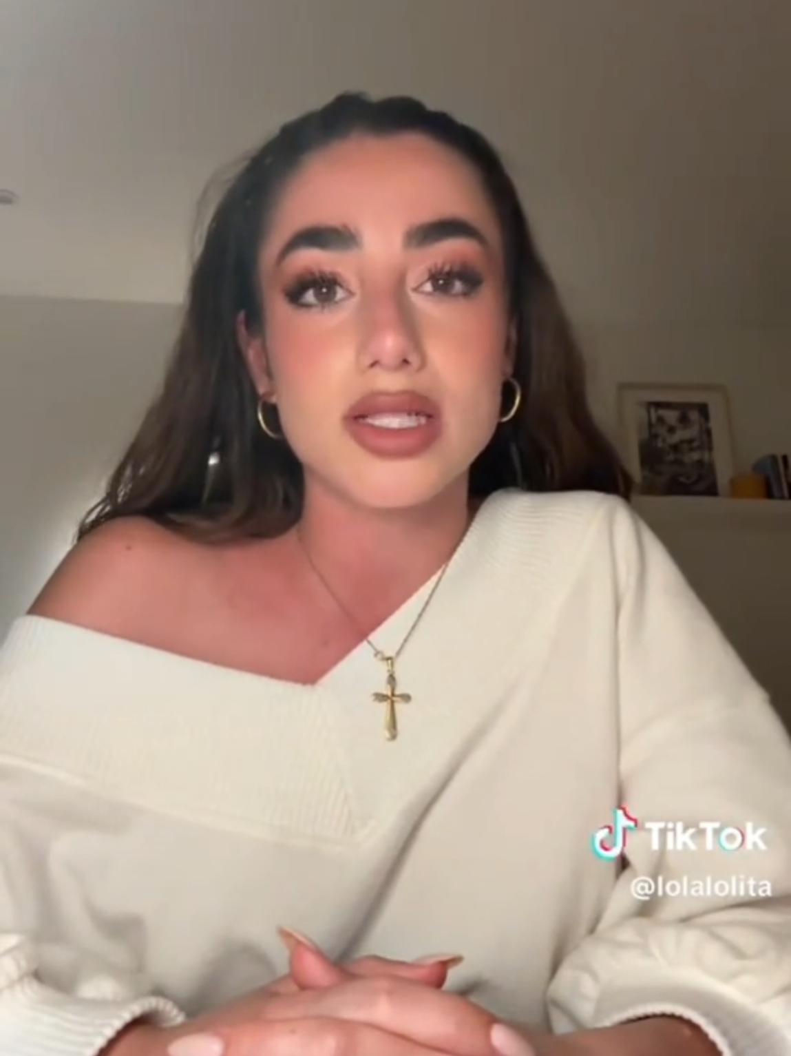 @Lola Lolita🌸  curratelo mas para la próxima no intentas jalar del feminismo para darle mas fuerza al asunto 🤓 #canarias #lolalolita 